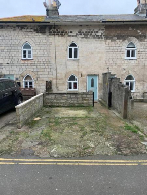 Cozy Cottage 18th Century Seaside Escape Free parking